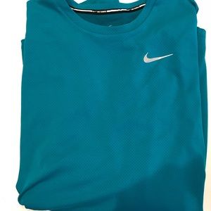 Nike running dri-fit teal green long sleeve NWOT